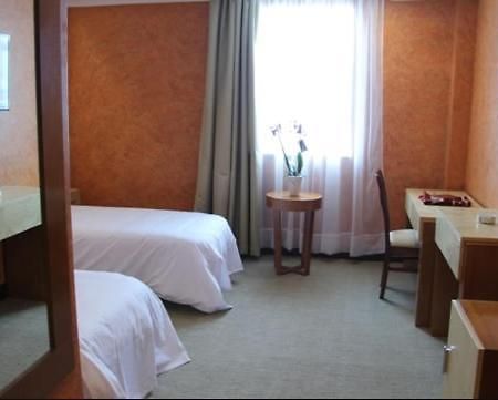 Hotel Beni Hamad Bordj Bou Arreridj Esterno foto